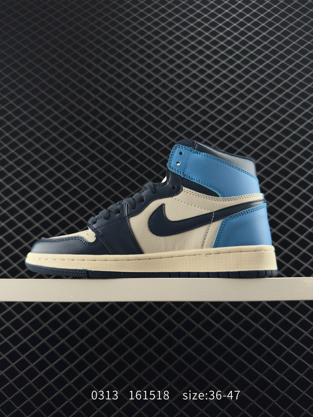 AIR Jordan 1 MidCoconut MilkAJ1